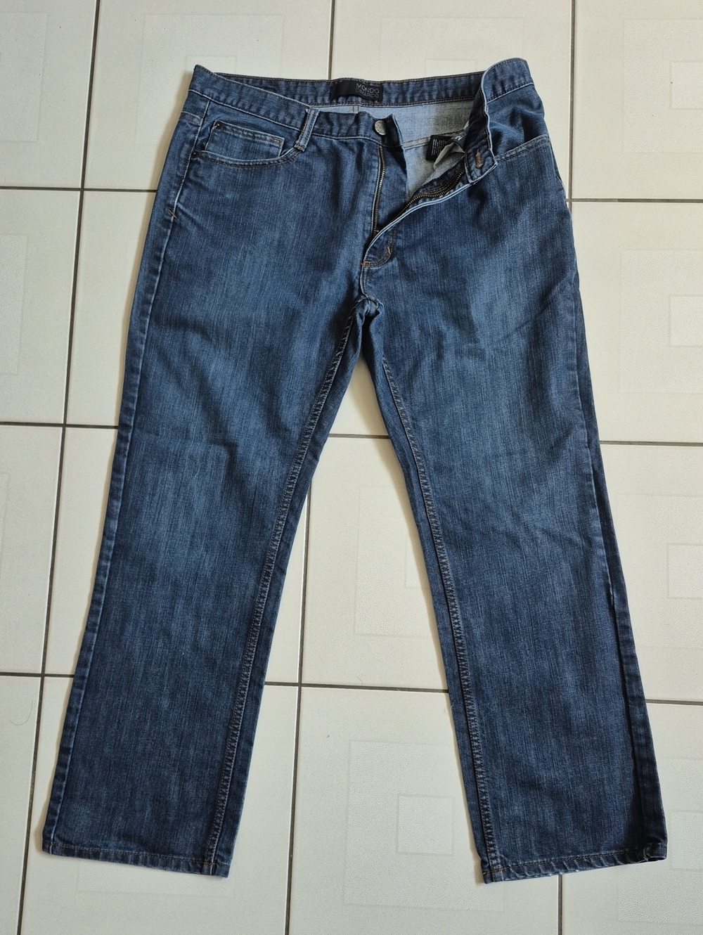 Relaxed Fit Men's Denim Jeans in Dark Blue